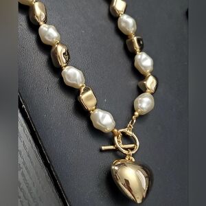 Elegant Puffy Heart Gold and Pearl Necklace
